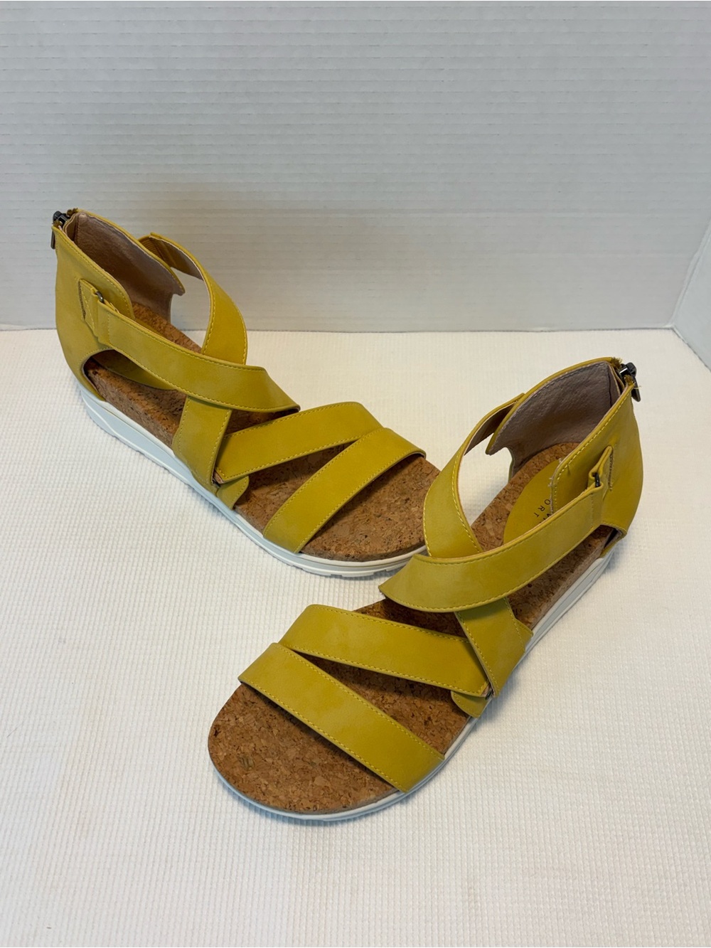 Adrienne Vittadini Sport Cables Comfort Strappy Sandals